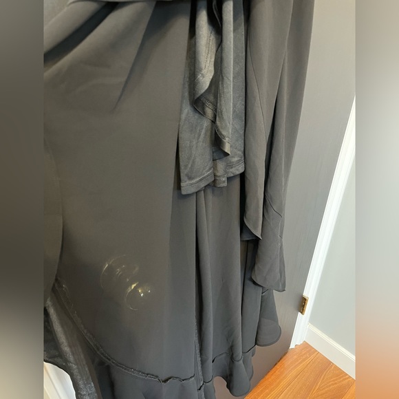 Ruffle Wrap  Dress from Fashion Nova size M - Picture 3 of 6